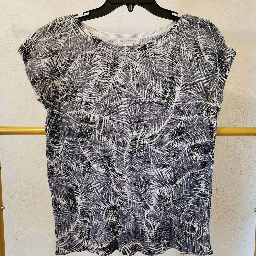 Liz Claiborne Short Sleeve Knit Top Size M Gray White Palm Leaf Print